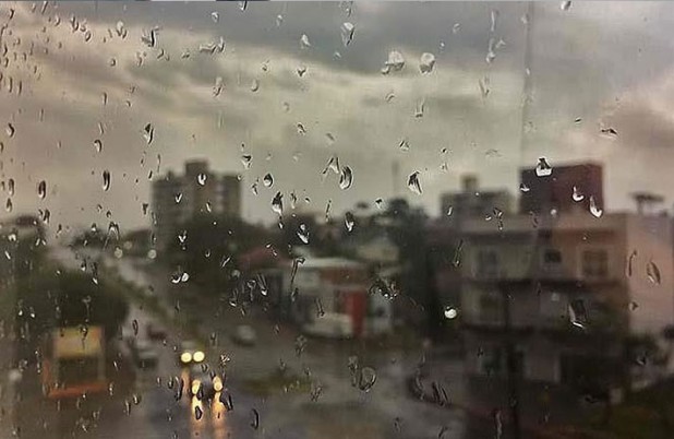 Semana será de temporais e chuva persistente em Santa Catarina