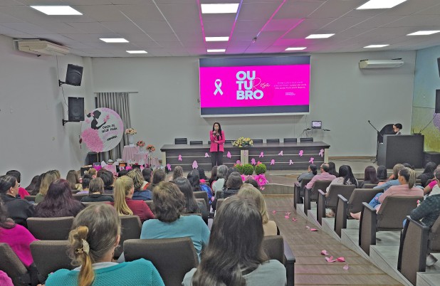 “Noite para Elas” promove acolhimento, informação e conscientização durante o Outubro Rosa