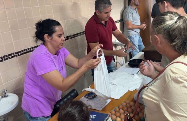 Feira da Agricultura Familiar é reinaugurada na Praça Clevelândia
