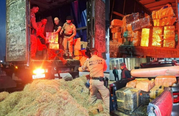 Morador de Bernardo de Irigoyen é preso com mais de 4,5 toneladas de maconha na BR-277