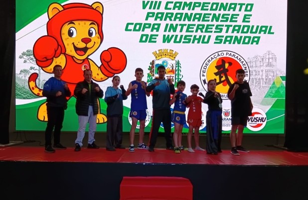 Dionísio Cerqueira retorna às competições de Wushu e conquista oito medalhas em campeonato nacional