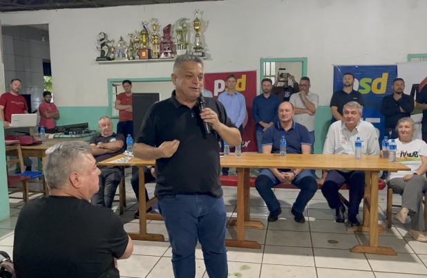 Pré-candidato a governador, João Rodrigues diz que percorre Santa Catarina e vê eleição em dois turnos