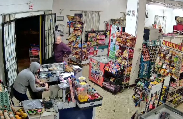 Homem é preso em operação conjunta horas após cometer roubo em mercado na BR-163 em Barracão