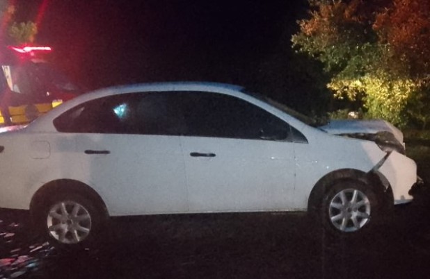 Colisão entre carro e moto deixa jovem ferido na Linha Nova Sarandi