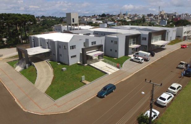 Secretário de Saúde de Santa Catarina visita hospital e avalia possibilidade de implantação de UTI em Dionísio Cerqueira