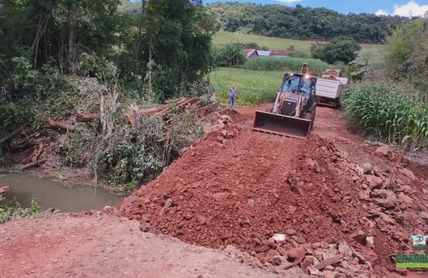 Secretaria de Obras conclui nova ponte na comunidade de São João