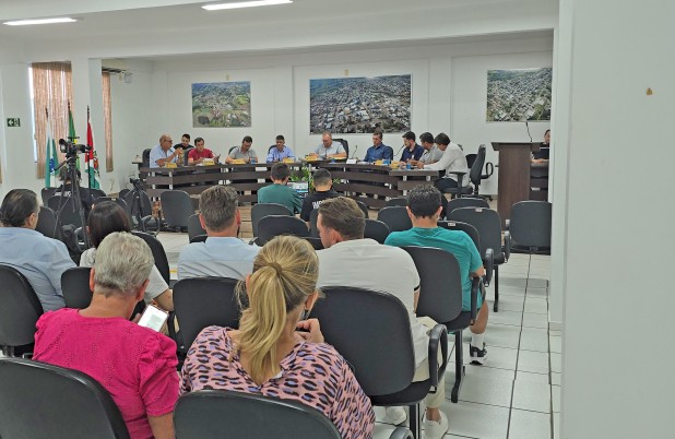 Câmara de Vereadores de Barracão realiza 8ª Sessão Ordinária com pauta voltada ao esporte e indicações legislativas