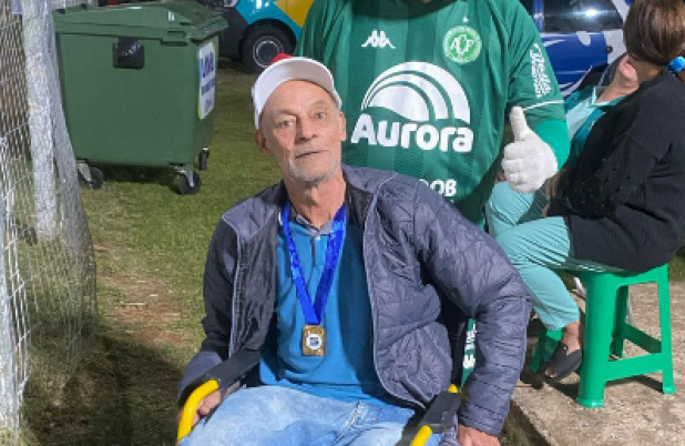 Familiares do Ex-goleiro Rebolino promove rifa beneficente para custear tratamento após AVC