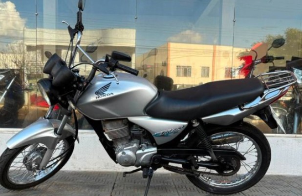 Motoboy é agredido com coronhadas durante assalto e tem motocicleta roubada em Barracão