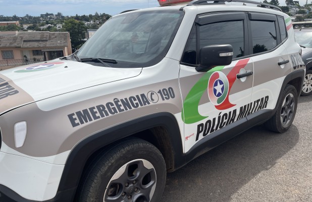 Mulher é presa após agredir a própria mãe durante discussão