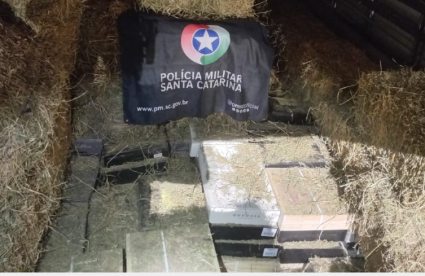 Polícia apreende mil caixas de vinho argentino distrito de Idamar