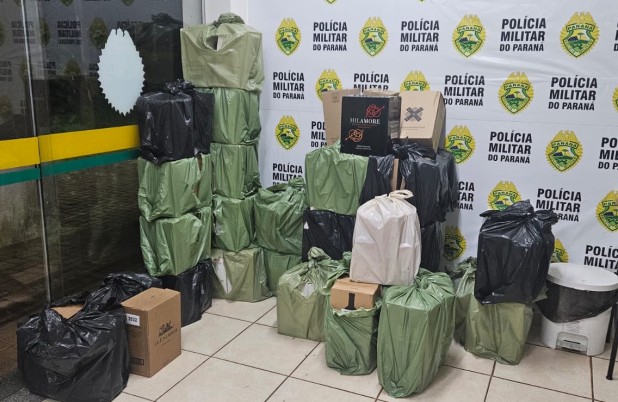 Veículo com 80 caixas de vinhos e azeite é apreendido por descaminho na BR-163