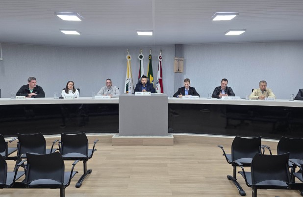 Câmara de Vereadores aprova 11 projetos por unanimidade durante sessão ordinária