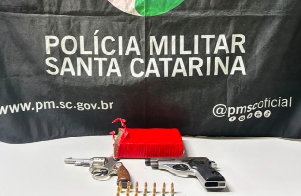 Desentendimento entre familia termina com tiros, prisão e apreensão de armas e droga