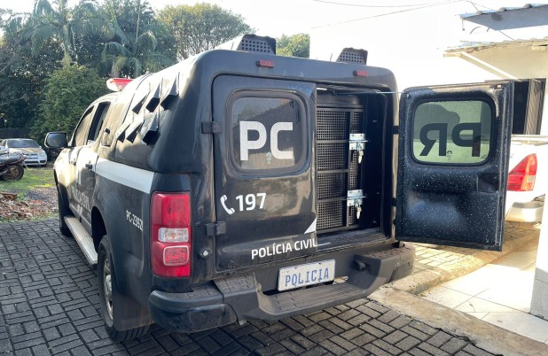 Mulher é presa por roubo após investigação da Polícia Civil