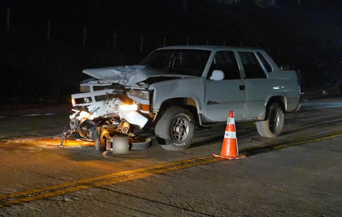 Jovem motociclista de 24 morre após colisão frontal com caminhonete na BR-163
