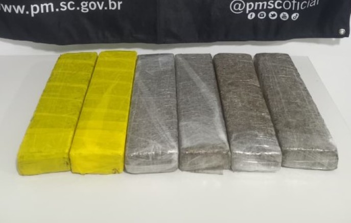 Polícia Militar apreende cerca de 5 quilos de maconha em ação de tráfico internacional na BR-163