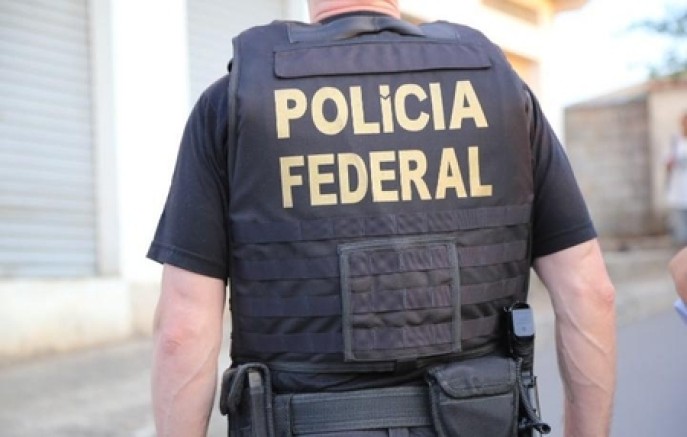 PF extradita argentino foragido por estupro de vulnerável e o entrega à Justiça de SC