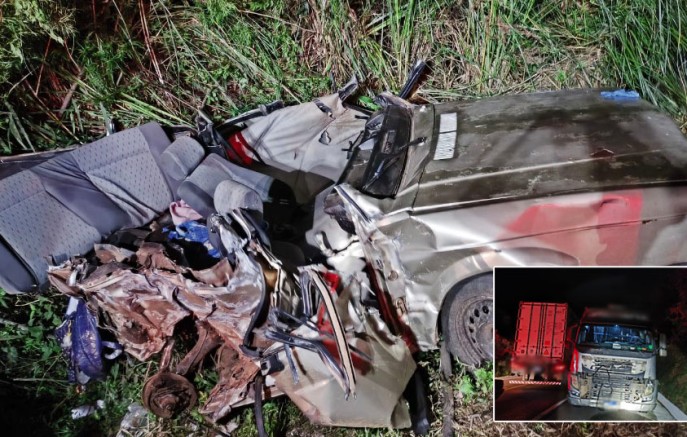 Colisão entre carro e caminhão deixa mulher e bebê mortos na BR-282