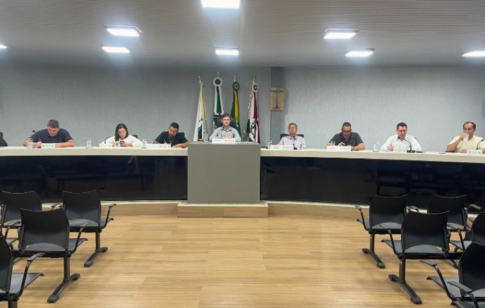 Legislativo apresenta portaria e projeto de lei voltados ao calendário legislativo e ao reconhecimento institucional