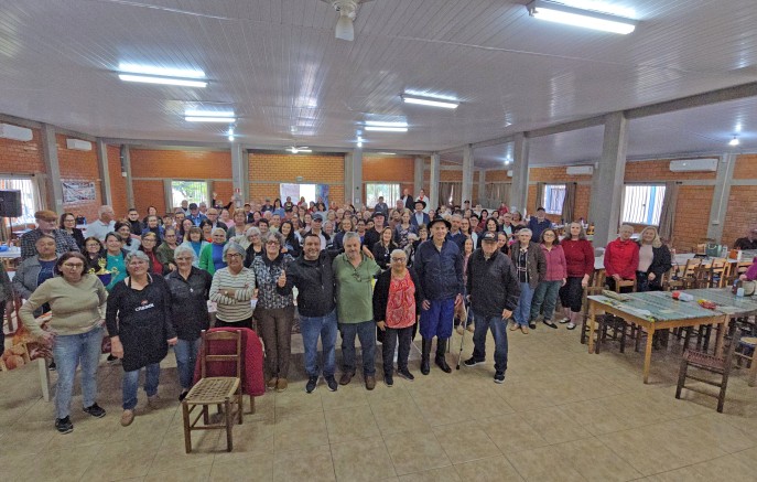 Clube Viver a Vida amplia sede em 140 m² e recebe 11 aparelhos de ar-condicionado