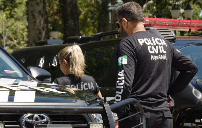 Polícia Civil e Polícia Militar prendem dois argentinos investigados por roubo de caminhonetes