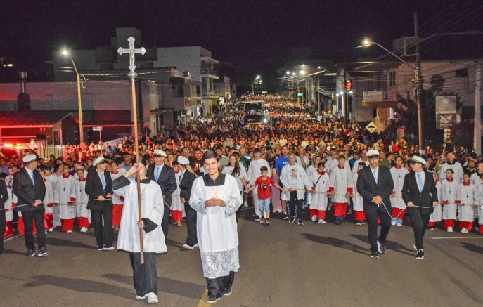 Via Sacra da Integração reúne mais de 8 mil fiéis e reforça tradição na fronteira