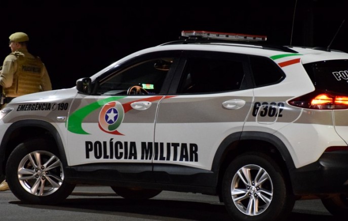 Homem é conduzido após agressões contra adolescentes em Dionísio Cerqueira