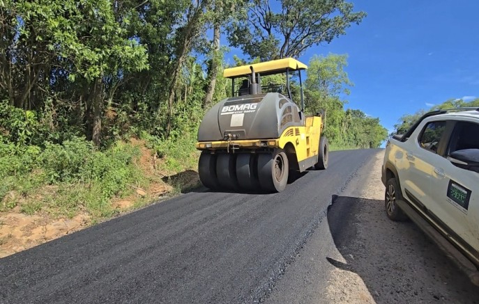 Linha Esquina Firmino recebe obra de pavimentação de mais de R$ 6 milhões
