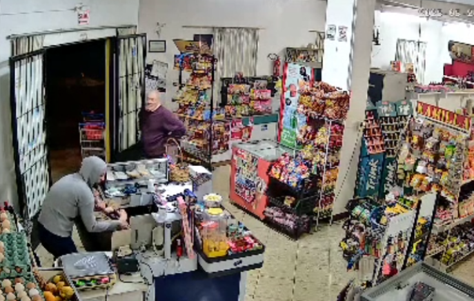 Homem é preso em operação conjunta horas após cometer roubo em mercado na BR-163 em Barracão