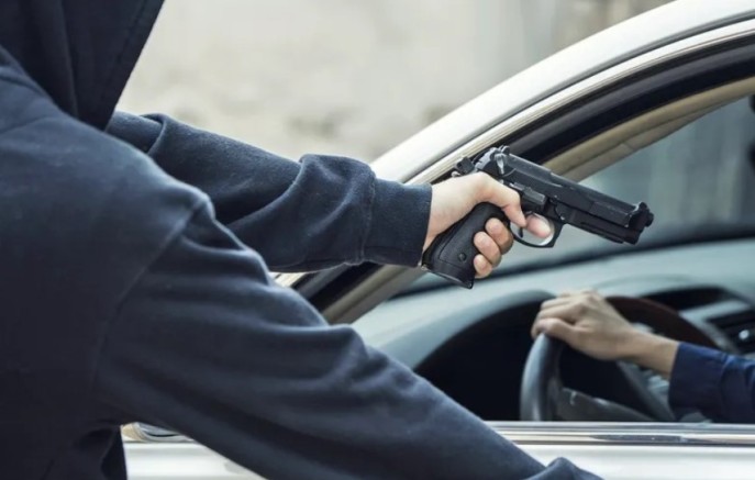 Autores que amarraram mãe e filho e furtaram dinheiro de conta bancária são condenados a mais de 77 anos de prisão