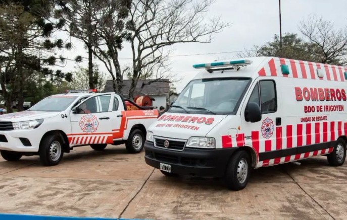 Bombeiros Voluntários reforçam estrutura com nova ambulância e caminhonete 4x4