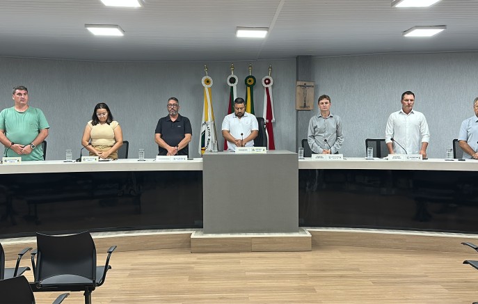 Vereadores aprovam projetos com R$ 8 milhões para estradas rurais e recursos ao Corpo de Bombeiros