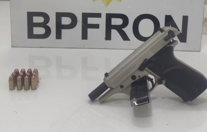 BPFRON prende homem por porte ilegal de arma de fogo durante abordagem