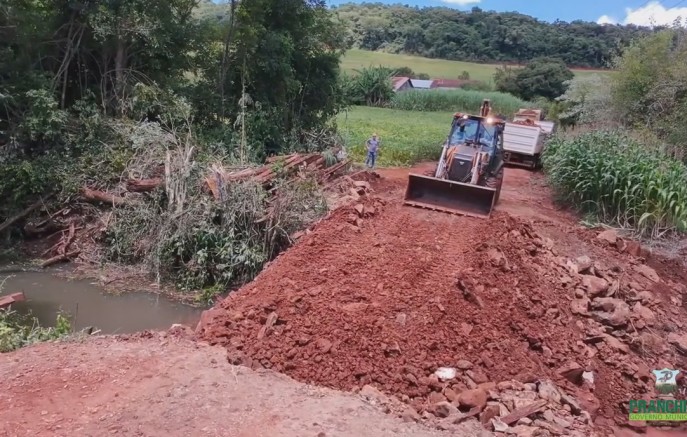 Secretaria de Obras conclui nova ponte na comunidade de São João
