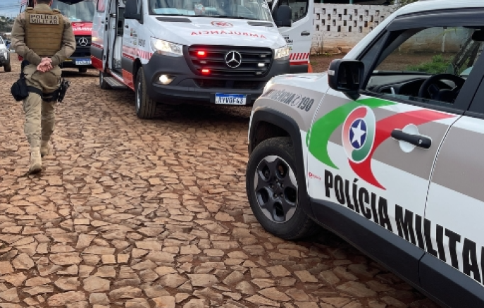Procurado por homicídio é preso após ser encontrado nu e desorientado em via pública