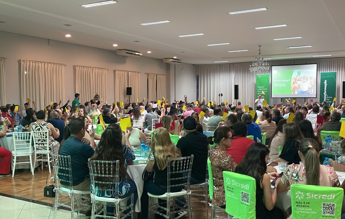 Sicredi Raízes reúne mais de 400 cooperados em Pré-Assembleia de Núcleo