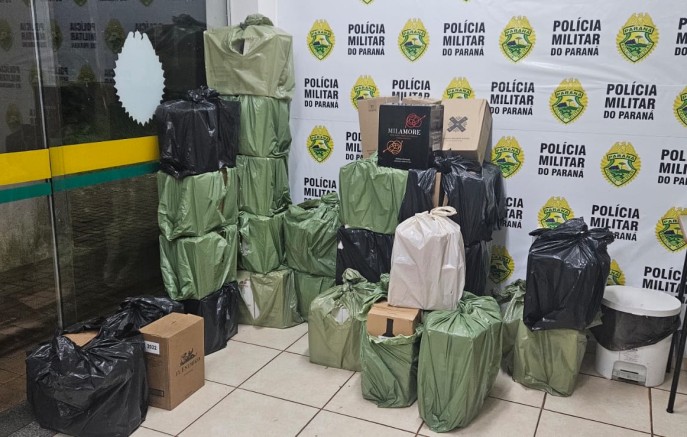 Veículo com 80 caixas de vinhos e azeite é apreendido por descaminho na BR-163