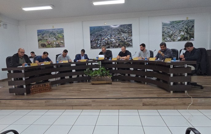 Câmara de Vereadores realiza sessão com pautas de interesse público