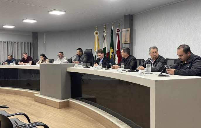 Presidente Everton Fragoso destaca entrega de obra, melhorias no interior e ações em Florianópolis