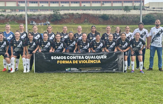 Campeonato de futebol de campo feminino inicia com seis equipes e homenagem pelo Dia da Mulher