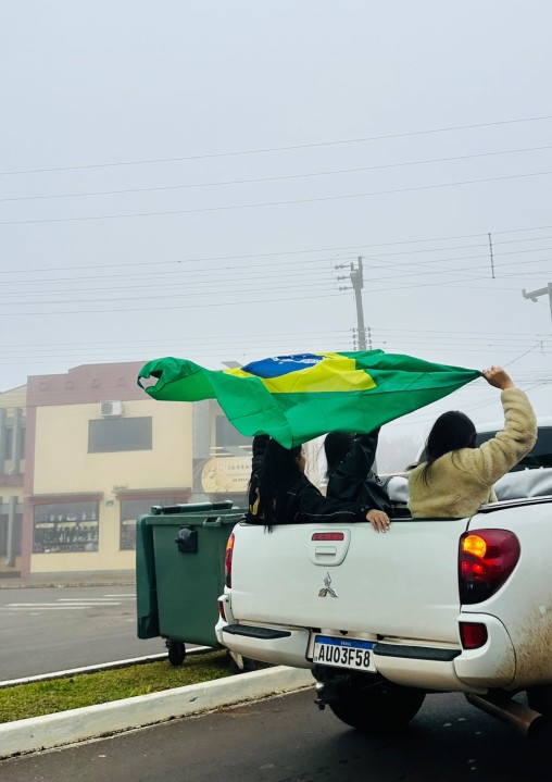 O Brasil está nas oitavas de final, e a nossa região fez uma festa inesquecível!