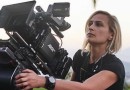 Diretora de fotografia morre ao ser atingida por disparo em gravação