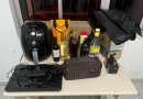 Casal furta air fryer, caixas de leite, carne e outros itens no Meio-Oeste