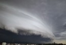 Nova frente fria avança nesta segunda-feira e traz chuva aos três estados da região