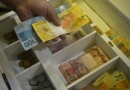 Brasileiros usam cada vez menos dinheiro em espécie, diz Banco Central
