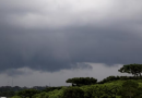 Paraná tem alerta de tempestade com risco de granizo e ventos de até 100 km/h