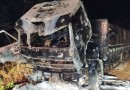Incêndio destrói cabine de caminhão carregado com soja no interior de Iraceminha