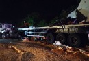 Dois motoristas morrem em colisão entre duas carretas na BR-163