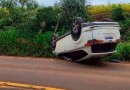 Veículo capota no entroncamento das rodovias SC 305 e SC 161